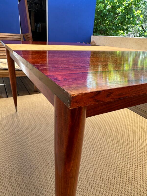 Grande table vintage en palissandre de Rio – extensible